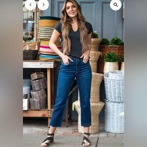 Judy Blue Joan High Rise Crop Dark Wash. Size 15/32. NWT